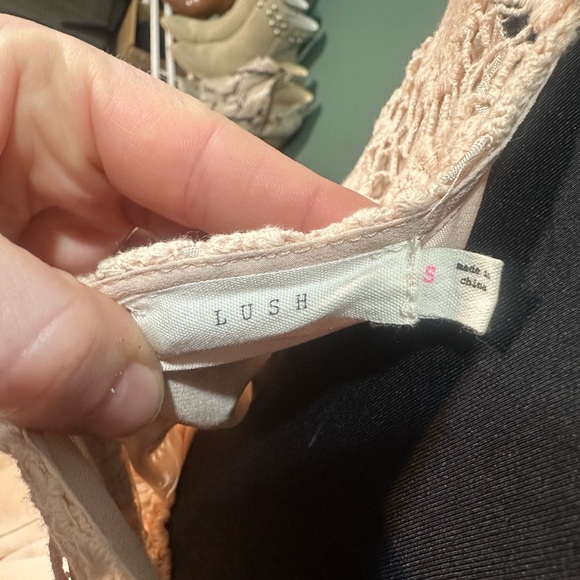 Lush Cream Lace Backless Dress Size S ❤️🔥 - Picture 4 of 4